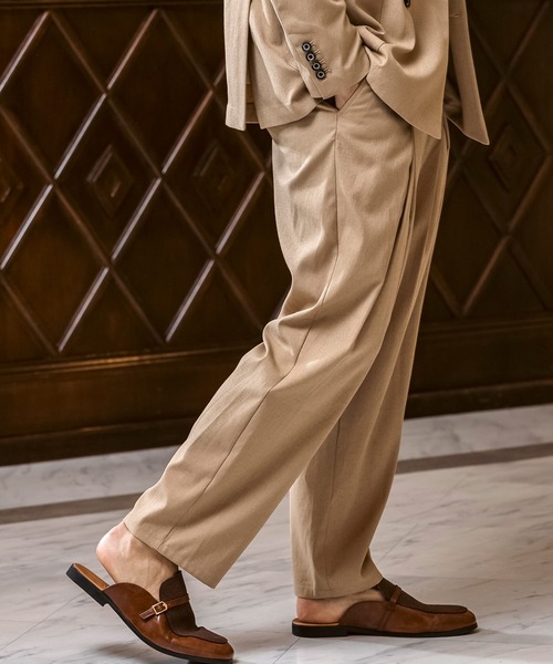 1PIU1UGUALE3 RELAX (ウノピゥウノウグァーレトレ リラックス)の「1PIU1UGUALE3 RELAX(ウノピゥウノウグァーレトレ リラックス)リネンブレンド ディープタックワイドパンツ(その他パンツ・メンズ・ベージュ/ブラック/ブラウン・XL/L/M/S/XXL)」の7枚目の写真