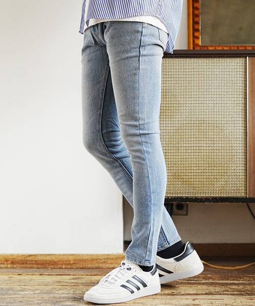 En serio TOKYO(エンソリオトーキョー)の「ユーズド加工 ストレッチデニムパンツ(デニムパンツ・メンズ・インディゴブルー/ブラック/ブルー・MEDIUM/LARGE/X-LARGE)」の4枚目の写真