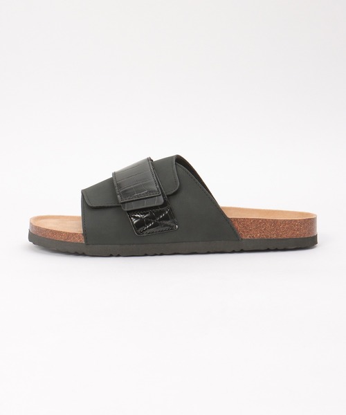 ikka(イッカ)の「クロコワンベルトサンダル(サンダル・メンズ・ブラック/ダークブラウン・XL/L/M)」の4枚目の写真