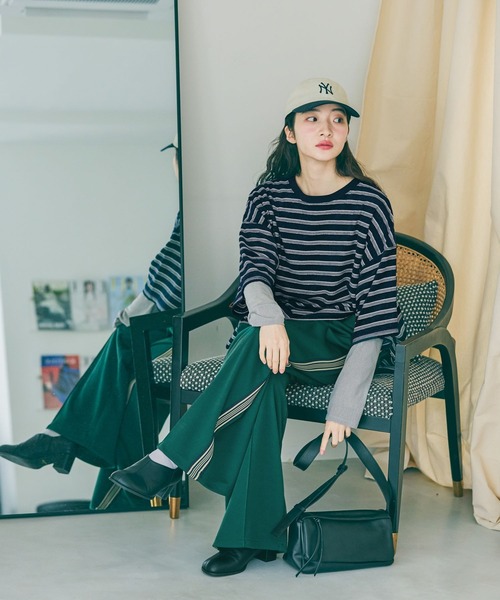 niko and...（ニコアンド）の「パイルボーダーTシャツ（Tシャツ/カットソー・レディース・パープル/ネイビー・LARGE/MEDIUM）」の20枚目の写真