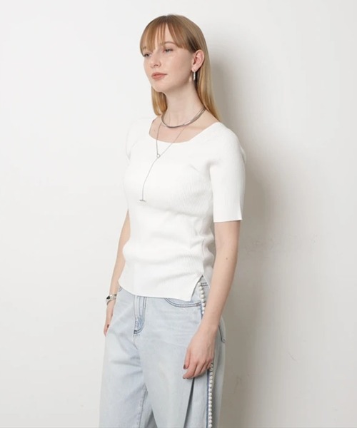 CADUNE（カデュネ）の「ハーフスリーブデコルテニット（ニット/セーター・レディース・ブラック/ピンクベージュ/グリーン系その他/グリーン/ホワイト・38）」の11枚目の写真