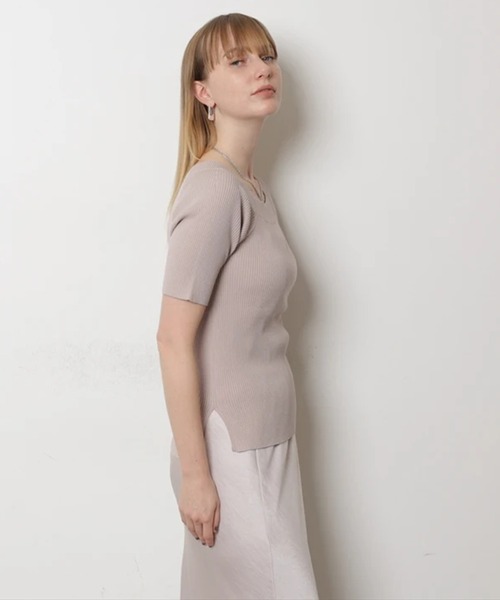 CADUNE（カデュネ）の「ハーフスリーブデコルテニット（ニット/セーター・レディース・ブラック/ピンクベージュ/グリーン系その他/グリーン/ホワイト・38）」の20枚目の写真