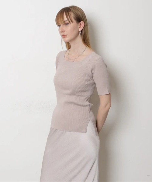 CADUNE（カデュネ）の「ハーフスリーブデコルテニット（ニット/セーター・レディース・ブラック/ピンクベージュ/グリーン系その他/グリーン/ホワイト・38）」の21枚目の写真