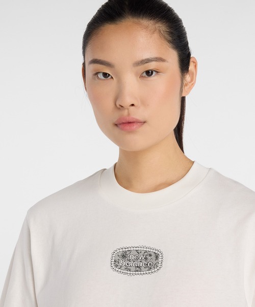 NEW BALANCE(ニューバランス)の「レースアイコンTシャツ(Tシャツ/カットソー・レディース・オフホワイト・X-LARGE/LARGE/MEDIUM/SMALL)」の5枚目の写真