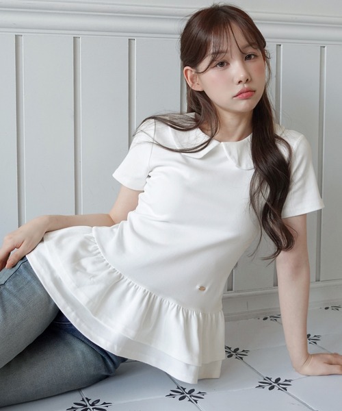 by muni:r(バイ ムニール)の「【by muni:r LOGO】カラーフリルペプラムTシャツ(Tシャツ/カットソー・レディース・ホワイト/ブラック・FREE)」の1枚目の写真