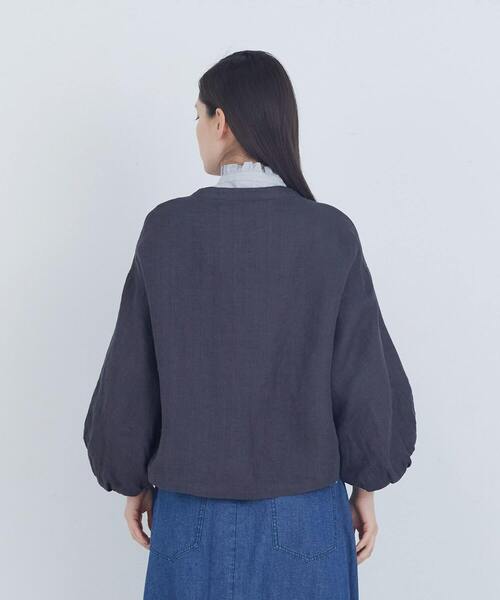 ADIEU TRISTESSE（アデュートリステス）の「リネンボリュームスリーブジャケット（ノーカラージャケット・レディース・キナリ/チャコールグレー・38）」の17枚目の写真