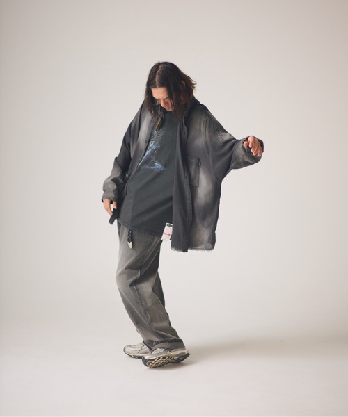 ADAM PATEK(アダムパテック)の「ADAMPATEK/aging sheer denim shirt/エイジングシアーデニムシャツ(シャツ/ブラウス・メンズ・ブラック/ブルー・2/1)」の4枚目の写真