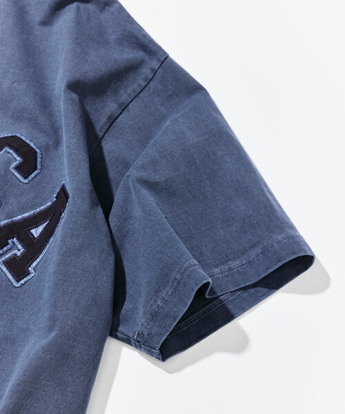 NAUTICA(ノーティカ)の「NAUTICA/ノーティカ ビッグシルエット ピグメントダイ アーチロゴ ショートスリーブ Tシャツ(Tシャツ/カットソー・メンズ・チャコールグレー/ベージュ/ブラウン/ネイビー/グリーン・SMALL/MEDIUM/LARGE/X-LARGE)」の13枚目の写真