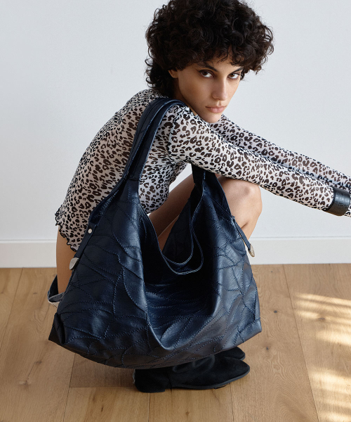 SAND MUSEUM（サンドミュージアム）の「CACTUS HOBO BAG [Navy]（ショルダーバッグ・レディース・その他・FREE）」の2枚目の写真