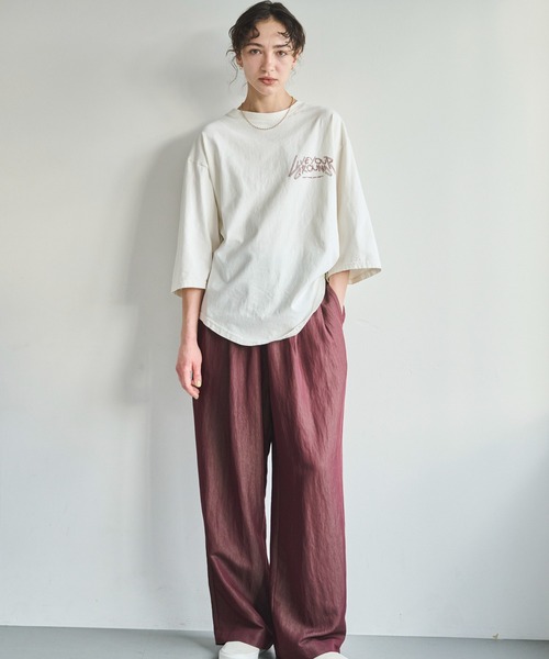 kha:ki（カーキ）の「「KHA:KI / カーキ」7th TEE -LIVE YOUR GROUND-（Tシャツ/カットソー・レディース・ホワイト/ブラック/オフホワイト・1）」の4枚目の写真