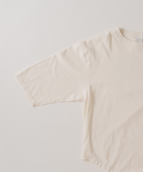 kha:ki（カーキ）の「「KHA:KI / カーキ」7th TEE -LIVE YOUR GROUND-（Tシャツ/カットソー・レディース・ホワイト/ブラック/オフホワイト・1）」の17枚目の写真