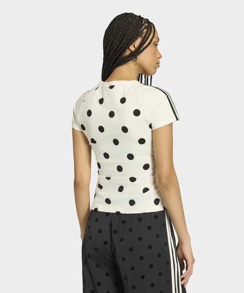adidas（アディダス）の「スリムフィット カリ半袖Tシャツ