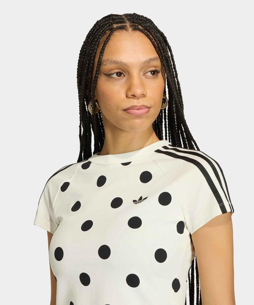 adidas（アディダス）の「スリムフィット カリ半袖Tシャツ