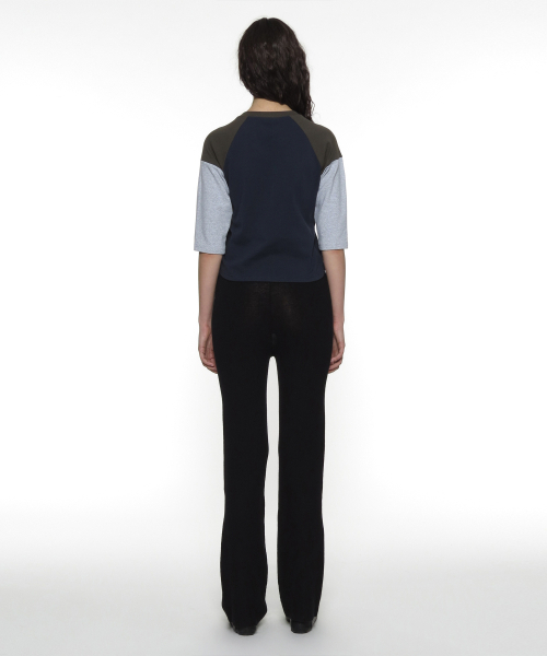 PARTIMENTO WOMEN(パルティメントウィメン)の「PWC ヘンリーネック3/4スリーブTシャツ_ネイビー(Tシャツ/カットソー・レディース・その他・SMALL/MEDIUM/LARGE)」の4枚目の写真