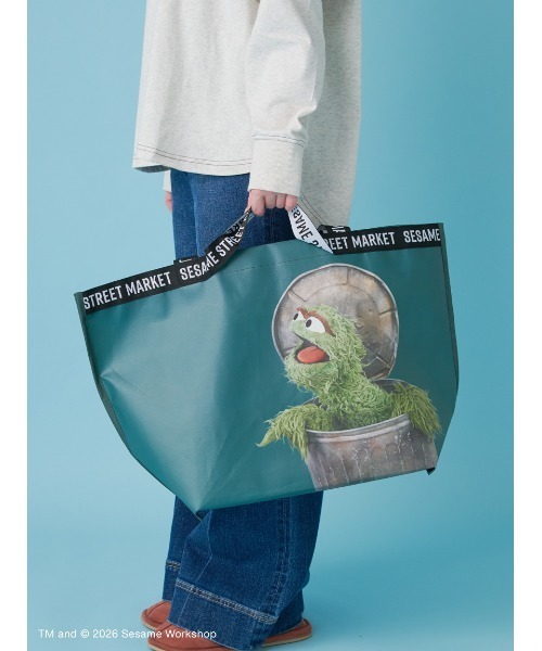 SESAME STREET(セサミストリート)の「ジャガードテープバッグ(BIG)(エコバッグ/サブバッグ・レディース・グリーン/ベージュ/グレー・F)」の4枚目の写真