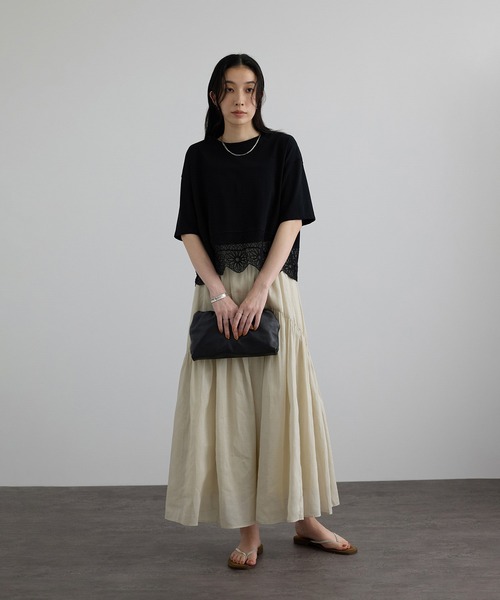 SALON adam et rope'(サロン アダム エ ロペ)の「アラベスクスカラップレースTシャツ(Tシャツ/カットソー・レディース・オフホワイト/ブラック・FREE)」の9枚目の写真
