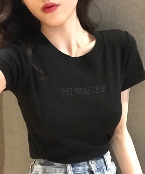 SallyLunn(サリーラン)の「【ワンポイントロゴ】コンパクトTシャツ(Tシャツ/カットソー・レディース・ホワイト/ピンク/ブラック・MEDIUM/LARGE)」の6枚目の写真
