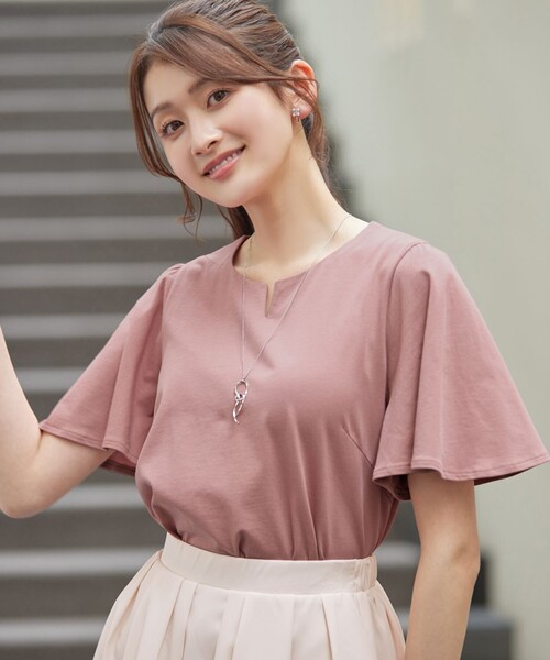 Tiaclasse(ティアクラッセ)の「【おのののかさん着用】「サマケア」キーネックフレアスリーブトップス(Tシャツ/カットソー・レディース・ブラック/グレイッシュベージュ/グリーン/ピンク/オフホワイト・XL/XXL)」の17枚目の写真
