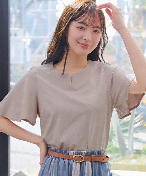 Tiaclasse(ティアクラッセ)の「【おのののかさん着用】「サマケア」キーネックフレアスリーブトップス(Tシャツ/カットソー・レディース・ブラック/グレイッシュベージュ/グリーン/ピンク/オフホワイト・XL/XXL)」の20枚目の写真