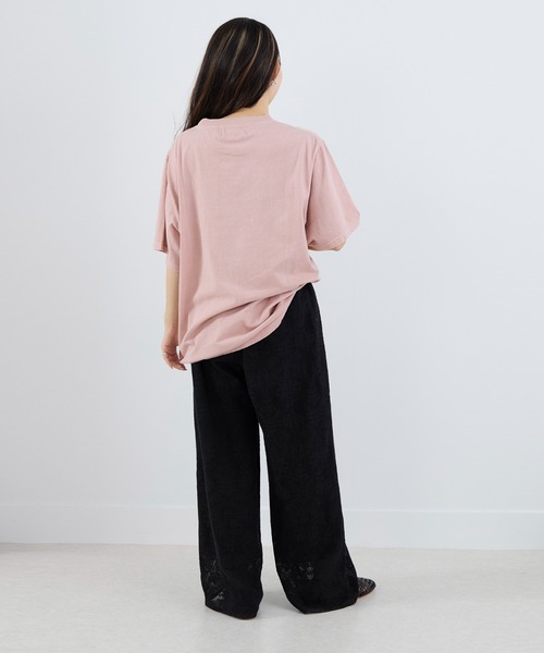 REMI RELIEF（レミレリーフ）の「【REMI RELIEF】別注-"FAST SATURDAY"SP加工ロゴTシャツ（Tシャツ/カットソー・レディース・オートミール/ピンク・FREE）」の20枚目の写真