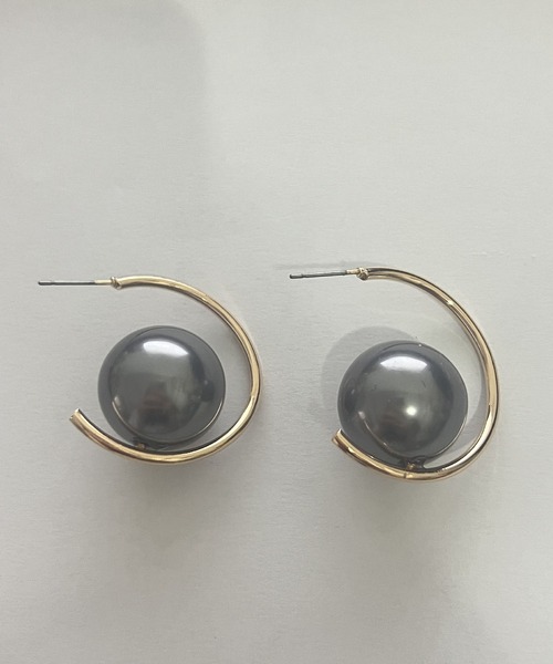 LA VORAGINE(ラ ヴォラジネ)の「5 色展開 大粒エコパール フープピアス 個性的 シンプル(ピアス(両耳用)・レディース・ゴールド/C/A/シルバー/B・L/M)」の8枚目の写真