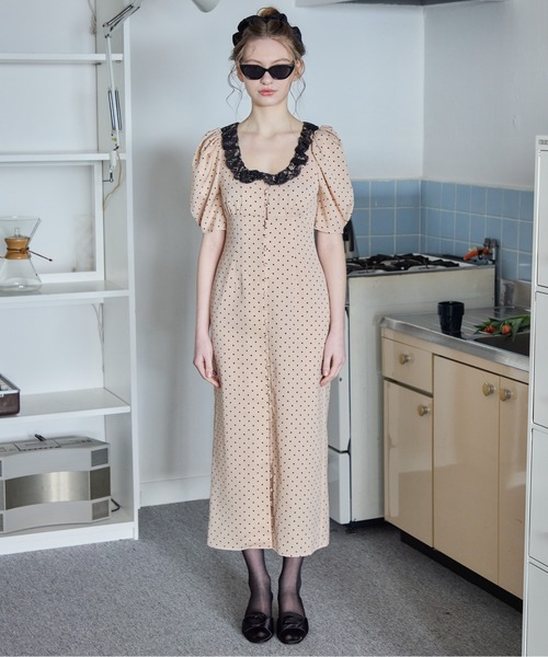 etre loin(エトルワン)の「デコルテレースワンピース / Decollete lace dress(ドレス・レディース・ベージュ/ネイビー/ミント・M)」の13枚目の写真