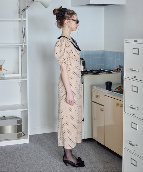 etre loin(エトルワン)の「デコルテレースワンピース / Decollete lace dress(ドレス・レディース・ベージュ/ネイビー/ミント・M)」の15枚目の写真