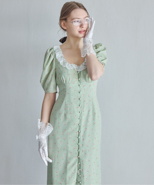 etre loin(エトルワン)の「デコルテレースワンピース / Decollete lace dress(ドレス・レディース・ベージュ/ネイビー/ミント・M)」の4枚目の写真