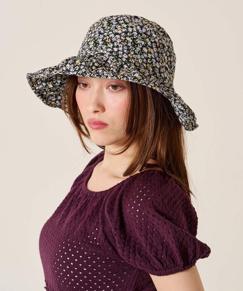 TINA:JOJUN(ティーナジョジュン)の「フラワー プリーツ バケットハット TINA:JOJUN(ハット・レディース・ブラック/ピンク・F)」の2枚目の写真