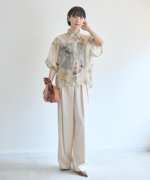 Paradise Picnic（パラダイスピクニック）の「TRANOI. ヴィンテージフラワーシャツ（シャツ/ブラウス・レディース・ブラック/ブラウン/ベージュ・FREE）」の21枚目の写真