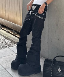 Never mind the XU（ネバーマインドザエックスユー）の「【Never mind the XU】coating black bell bottom flare pants / 【ネバーマインド ザ エックスユー】ブラックコーティングベルボトムパンツ（その他パンツ）」