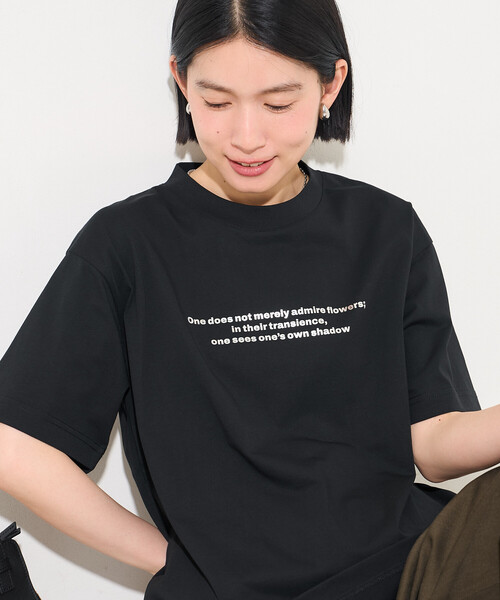 FREAK'S STORE(フリークスストア)の「箔プリント ロゴTシャツ(Tシャツ/カットソー・レディース・オフホワイト/ブラック/ベージュ・フリ-)」の3枚目の写真