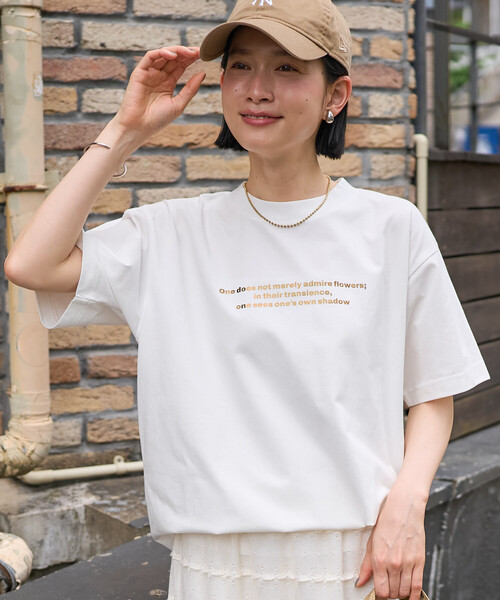 FREAK'S STORE(フリークスストア)の「箔プリント ロゴTシャツ(Tシャツ/カットソー・レディース・オフホワイト/ブラック/ベージュ・フリ-)」の8枚目の写真
