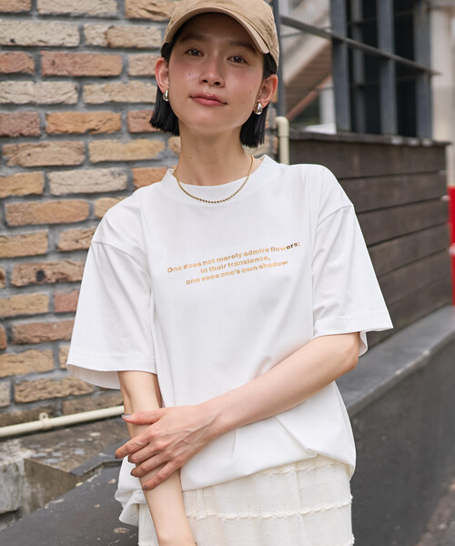 FREAK'S STORE(フリークスストア)の「箔プリント ロゴTシャツ(Tシャツ/カットソー・レディース・オフホワイト/ブラック/ベージュ・フリ-)」の10枚目の写真