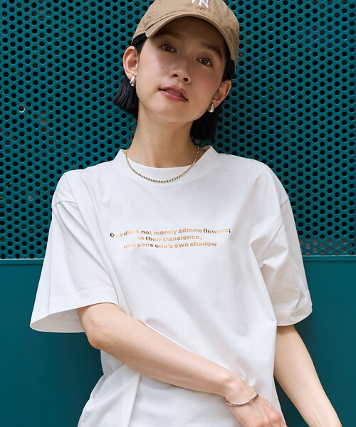 FREAK'S STORE(フリークスストア)の「箔プリント ロゴTシャツ(Tシャツ/カットソー・レディース・オフホワイト/ブラック/ベージュ・フリ-)」の14枚目の写真