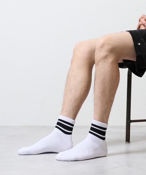 NUMBER (N)INE(ナンバーナイン)の「100% FINE COTTON 2-PACK PLAIN QUARTER LINE SOCKS / ファイン コットン100% プレーン ライン ショートソックス(ソックス/靴下・メンズ・ホワイト/ブラック・25~27cm)」の13枚目の写真