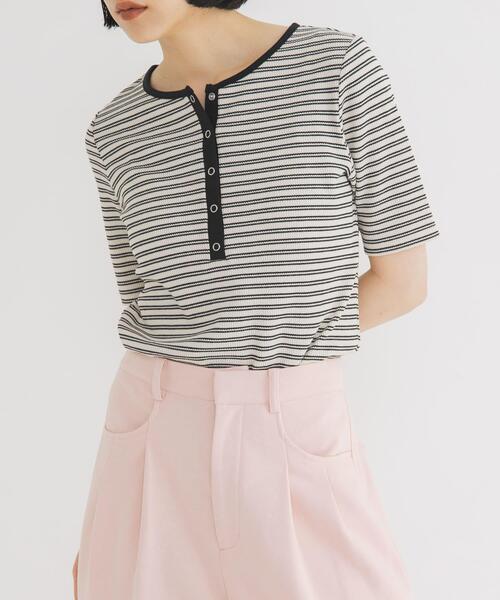 KBF（ケイビーエフ）の「ワッフルボーダーヘンリネックTEE（Tシャツ/カットソー・レディース・ホワイト系その他/ブルー系その他/ブラウン系その他・ONE）」の2枚目の写真