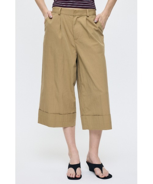 MOUSSY(マウジー)の「WASHED CHINO CROPPED パンツ(その他パンツ・レディース・ブラック/ベージュ・2/1)」の3枚目の写真
