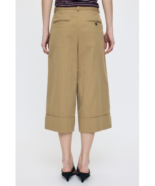 MOUSSY(マウジー)の「WASHED CHINO CROPPED パンツ(その他パンツ・レディース・ブラック/ベージュ・2/1)」の9枚目の写真