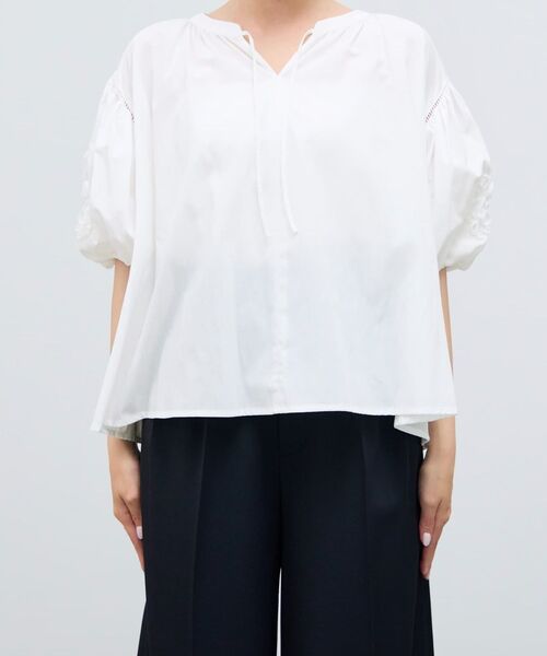 COHINA(コヒナ)の「テープエンブロイダリーブラウス 【低身長・小柄女性】(シャツ/ブラウス・レディース・ネイビー/ブルー/オフホワイト・ONE SIZE)」の17枚目の写真
