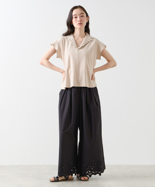 LOGEMENT DE CLAIRE(ロジュモンドクレール)の「【LOURMARIN】フリルカラープルオーバー(Tシャツ/カットソー・レディース・ブラック/カーキ/ライトベージュ・FREE)」の6枚目の写真