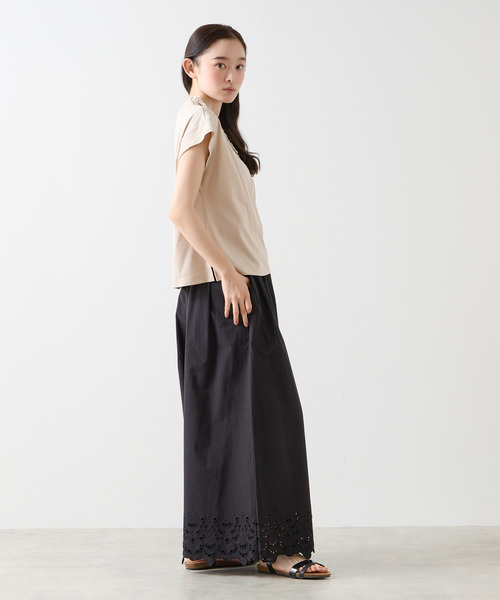 LOGEMENT DE CLAIRE(ロジュモンドクレール)の「【LOURMARIN】フリルカラープルオーバー(Tシャツ/カットソー・レディース・ブラック/カーキ/ライトベージュ・FREE)」の11枚目の写真