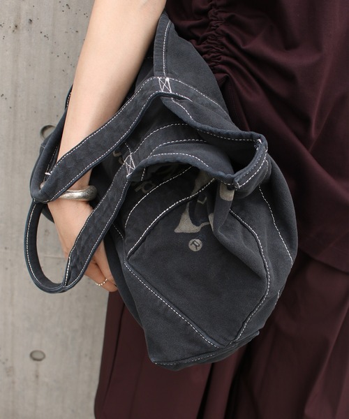 Scrap Book(スクラップブック)の「【HOSU.ATPD】DOB加工キャンバストートバッグ(トートバッグ・レディース・ブラック/レッド・FREE)」の10枚目の写真
