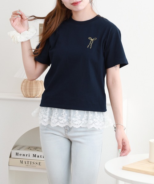 &soiree(アンドソワレ)の「&soiree 【シルエット選べる2サイズ】ロゴデザインリボンTシャツ 半袖(Tシャツ/カットソー・レディース・ピンク/ホワイト/ネイビー・F/M)」の22枚目の写真