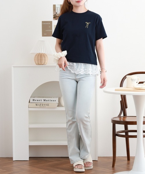 &soiree(アンドソワレ)の「&soiree 【シルエット選べる2サイズ】ロゴデザインリボンTシャツ 半袖(Tシャツ/カットソー・レディース・ピンク/ホワイト/ネイビー・F/M)」の15枚目の写真