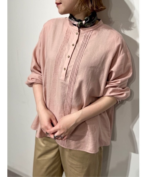 human woman(ヒューマンウーマン)の「◆コットンシルクローンビエラピンタックブラウス(シャツ/ブラウス・レディース・ネイビー/ピンク/ホワイト系その他・MEDIUM)」の4枚目の写真