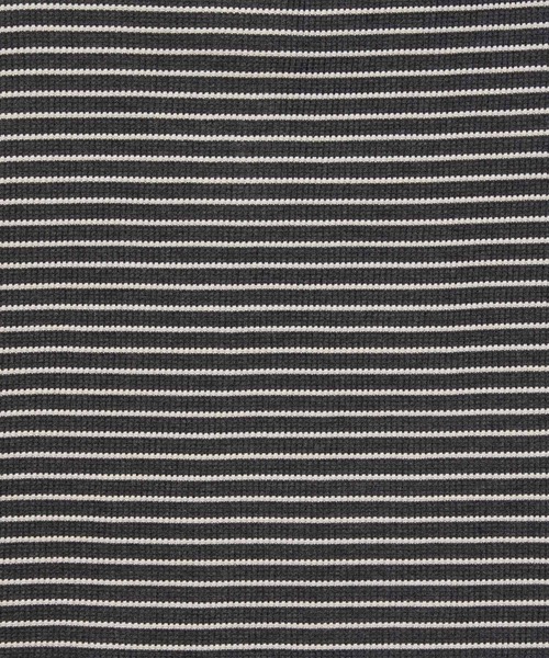 Levi's（リーバイス）の「Levi's/リーバイス DRY GOODS リラックス ロングスリーブ ヘンリーTシャツ（Tシャツ/カットソー・レディース・グレー・XS/S/M）」の9枚目の写真