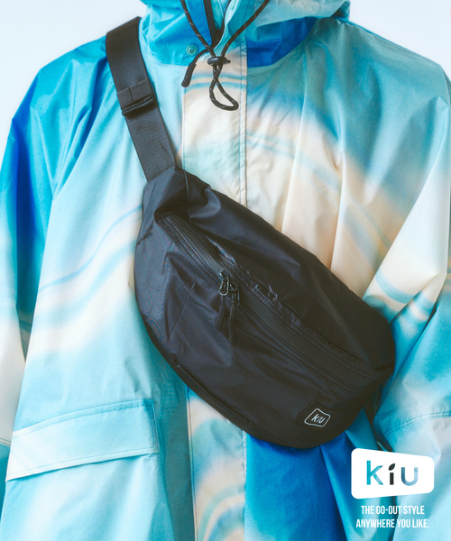 417 EDIFICE（フォーワンセブンエディフィス）の「KiU / キウ ウォータープルーフボディバッグ（ショルダーバッグ・メンズ・ブラック系その他/ベージュ/ブラック・FREE）」の5枚目の写真