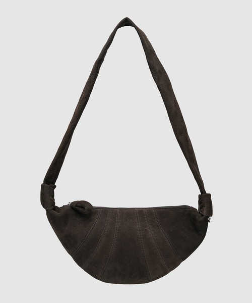 LEMAIRE(ルメール)の「SMALL CROISSANT BAG(ショルダーバッグ・メンズ・ブラウン・ONE SIZE)」の1枚目の写真