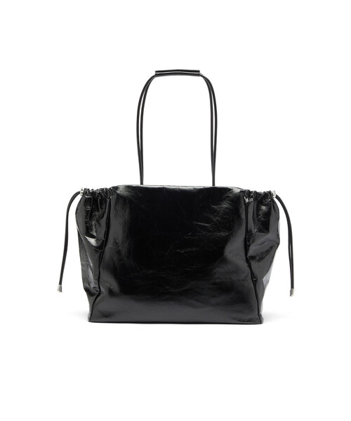 DIESEL(ディーゼル)の「ウィメンズ トートバッグ SCRUNCH-D TOTE E/W(トートバッグ・レディース・ブラック・UNI)」の2枚目の写真